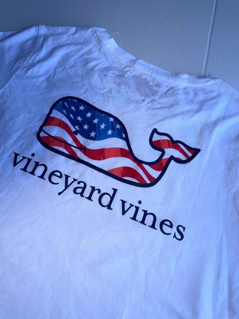 Vineyard Vines Women’s Flag Whale Pocket Tee Size S White New w/ Flaw - Picture 3 of 6